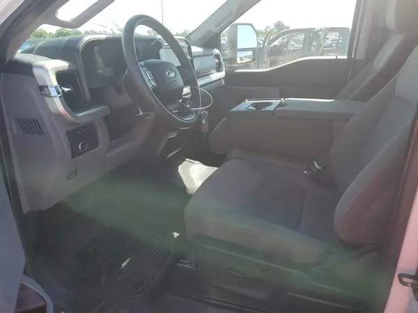2024 FORD F350 auction photo 7