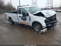 1FTRF3BT5NED37515 2022 FORD F350