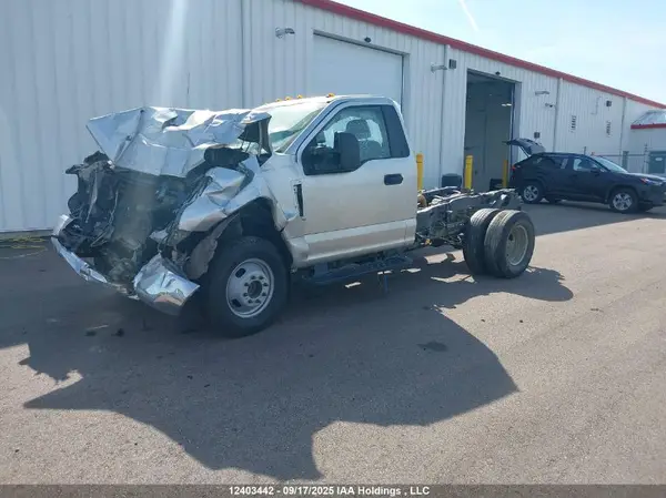 1FTRF3D66HEE15537 2017 FORD F350 - Image 2