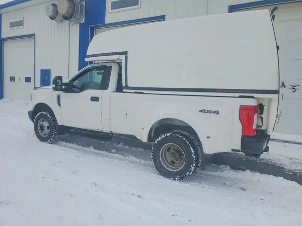 1FTRF3D6XKEC64046 2019 FORD F350 - Image 2