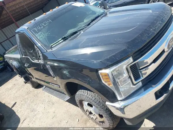 1FTRF3DT4KEG39936 2019 FORD F350 - Image 1