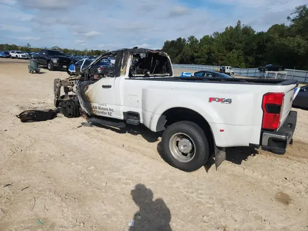 1FTRF3DT7PEC86664 2023 FORD F350 - Image 2