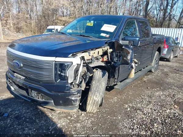 1FTVW1EVXPWG10879 2023 FORD F-150 - Image 2
