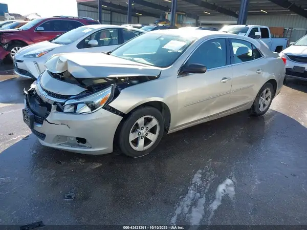 1G11A5SA2GF129880 2016 CHEVROLET MALIBU - Image 2