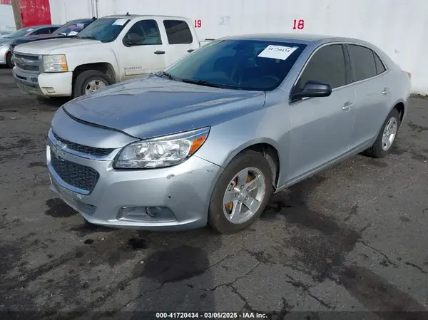 1G11A5SA2GU137442 2016 CHEVROLET MALIBU - Image 2