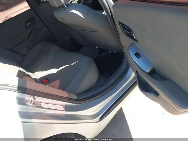 1G11A5SA3GF104308 2016 CHEVROLET MALIBU - Image 8