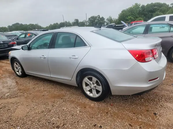 1G11A5SA8GU137588 2016 CHEVROLET MALIBU - Image 2