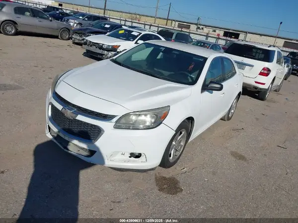 1G11A5SAXGU137527 2016 CHEVROLET MALIBU - Image 2