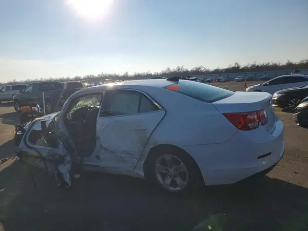1G11B5SA0GF110676 2016 CHEVROLET MALIBU - Image 2