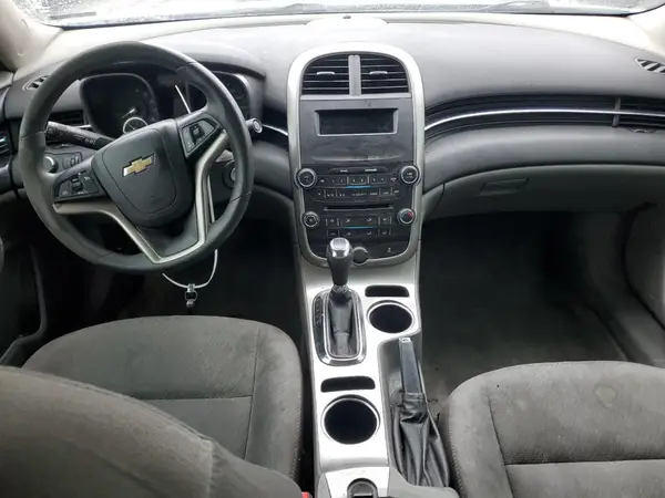 1G11B5SA1GF132105 2016 CHEVROLET MALIBU - Image 8