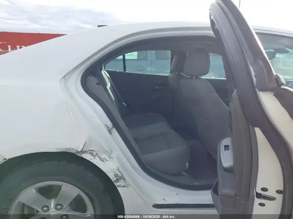 1G11B5SA1GF135263 2016 CHEVROLET MALIBU - Image 8