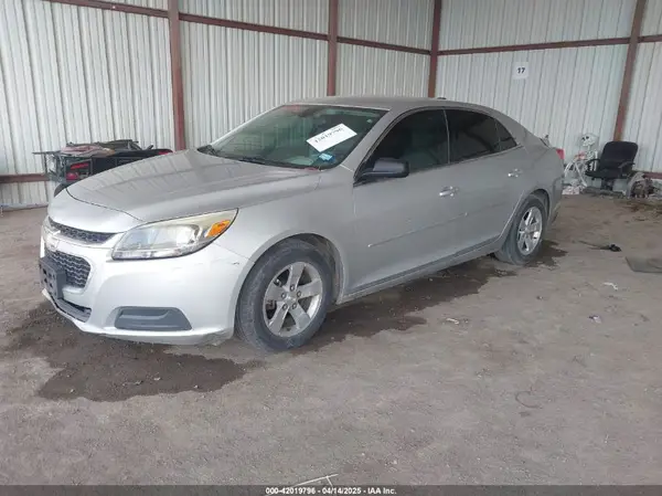 1G11B5SA2GF100876 2016 CHEVROLET MALIBU - Image 2