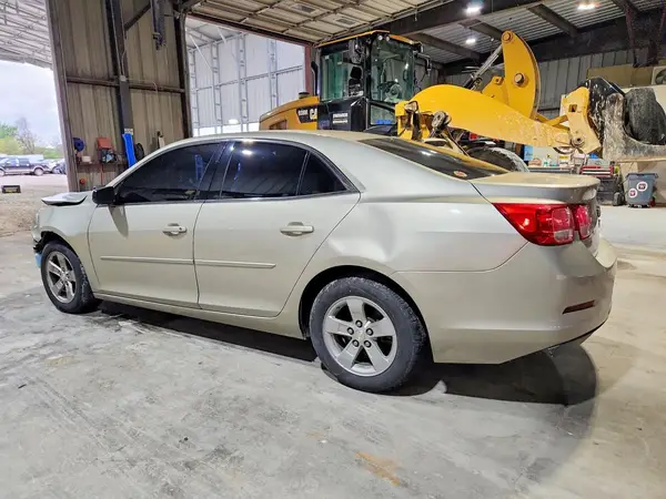1G11B5SA2GF132405 2016 CHEVROLET MALIBU - Image 2