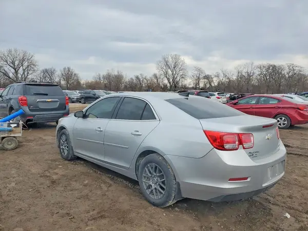 1G11B5SA2GF143887 2016 CHEVROLET MALIBU - Image 2