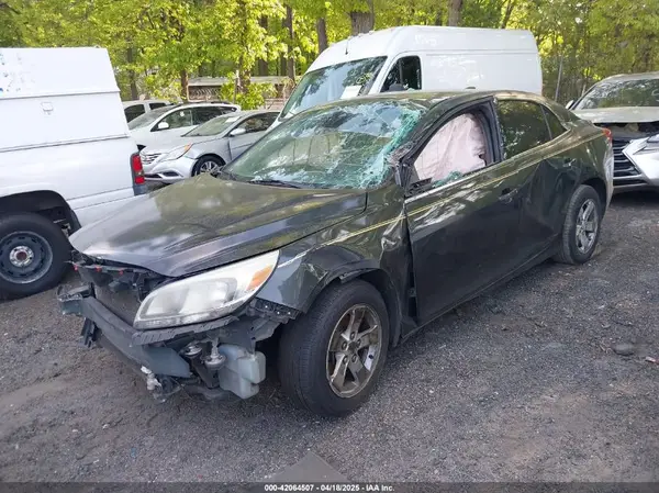 1G11B5SA2GU111551 2016 CHEVROLET MALIBU - Image 2