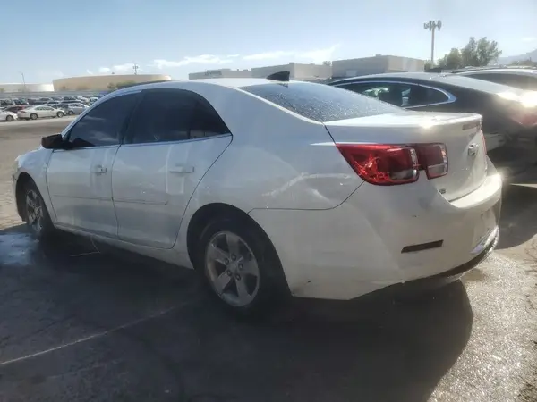 1G11B5SA3GF103026 2016 CHEVROLET MALIBU - Image 2