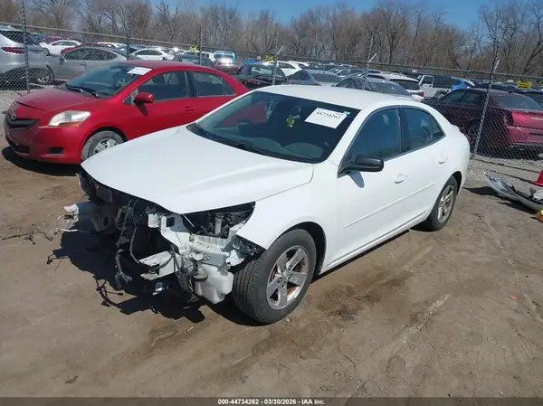 1G11B5SA3GF108209 2016 CHEVROLET MALIBU - Image 2