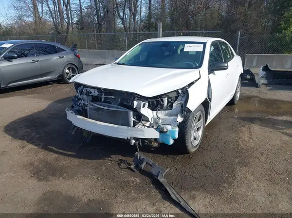 1G11B5SA3GF114284 2016 CHEVROLET MALIBU - Image 2