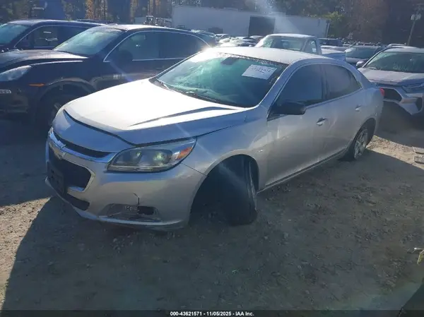 1G11B5SA4GF132082 2016 CHEVROLET MALIBU - Image 2