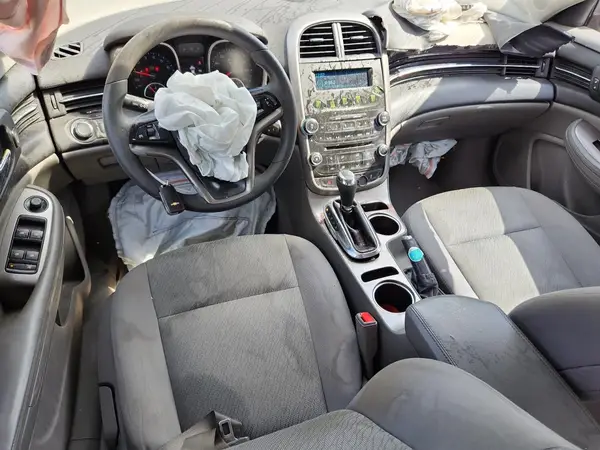 1G11B5SA4GU108781 2016 CHEVROLET MALIBU - Image 8