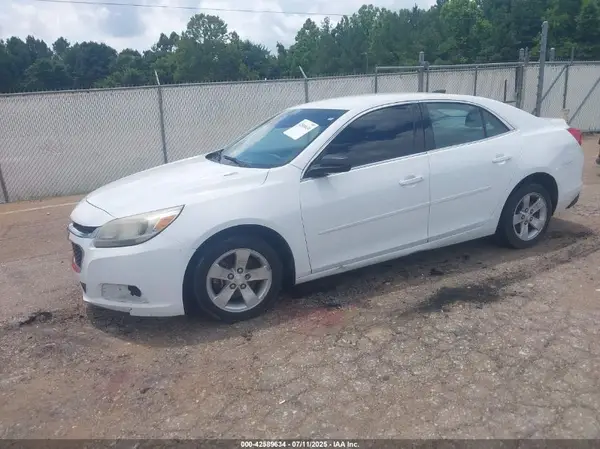 1G11B5SA5GF100824 2016 CHEVROLET MALIBU - Image 2