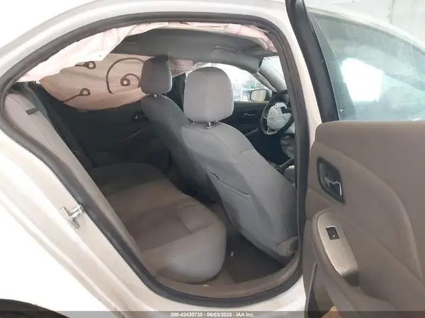 1G11B5SA5GF114688 2016 CHEVROLET MALIBU - Image 8