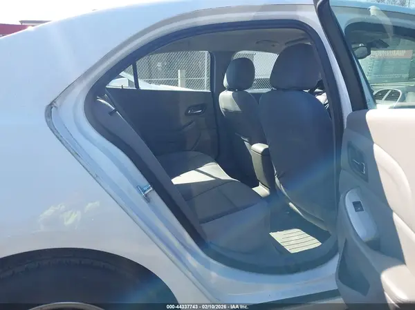 1G11B5SA5GF114870 2016 CHEVROLET MALIBU - Image 8
