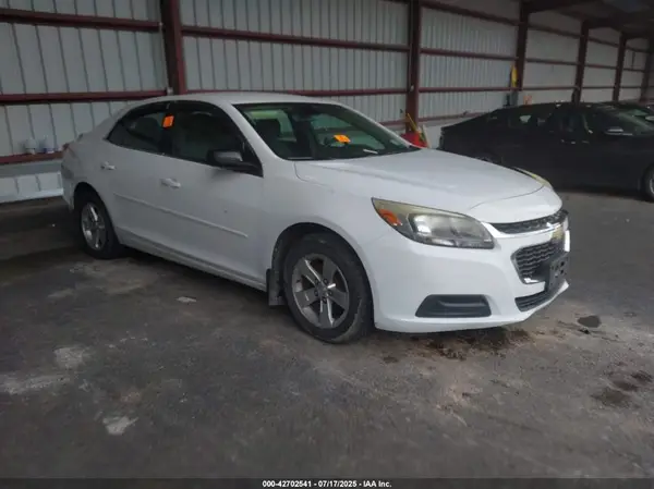 1G11B5SA5GF165379 2016 CHEVROLET MALIBU - Image 1