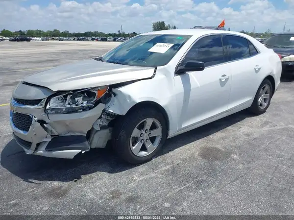 1G11B5SA5GF167827 2016 CHEVROLET MALIBU - Image 2