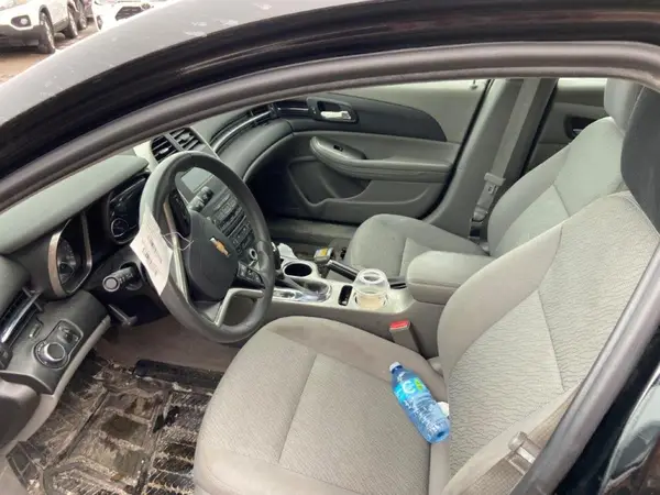 1G11B5SA5GU109017 2016 CHEVROLET MALIBU - Image 8