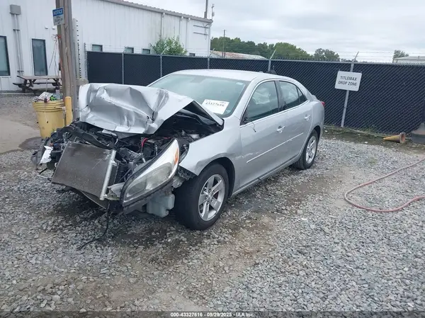 1G11B5SA6GF130771 2016 CHEVROLET MALIBU - Image 2
