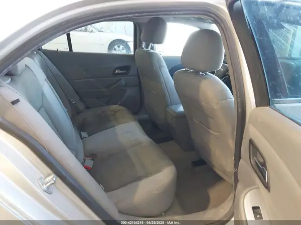 1G11B5SA8GF106018 2016 CHEVROLET MALIBU - Image 8