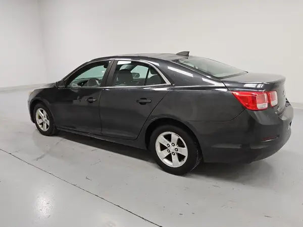 1G11B5SA8GU106824 2016 CHEVROLET MALIBU - Image 2