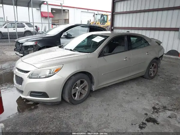 1G11B5SA9GF110014 2016 CHEVROLET MALIBU - Image 2
