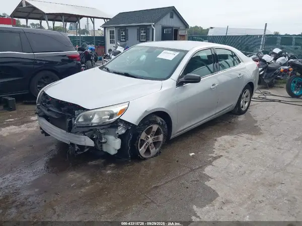 1G11B5SA9GF115925 2016 CHEVROLET MALIBU - Image 2