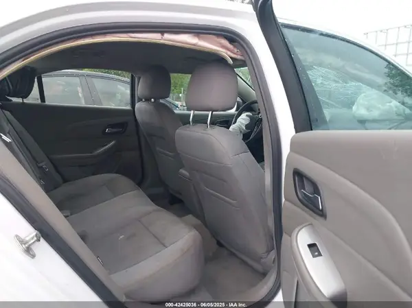 1G11B5SA9GF125869 2016 CHEVROLET MALIBU - Image 8