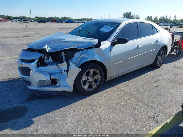 1G11B5SA9GF149332 2016 CHEVROLET MALIBU - Image 2