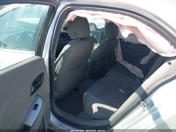 1G11B5SA9GF167247 2016 CHEVROLET MALIBU - Image 8