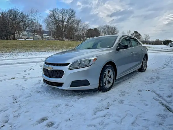 1G11B5SA9GF168463 2016 CHEVROLET MALIBU - Image 2
