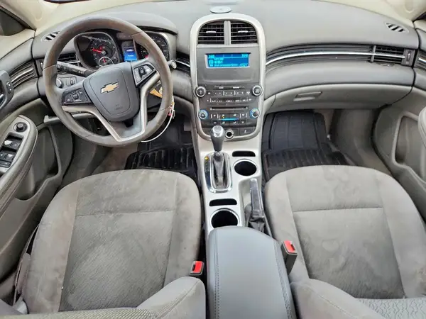 1G11B5SA9GU110882 2016 CHEVROLET MALIBU - Image 8