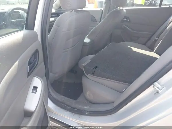 1G11B5SAXGF103105 2016 CHEVROLET MALIBU - Image 8