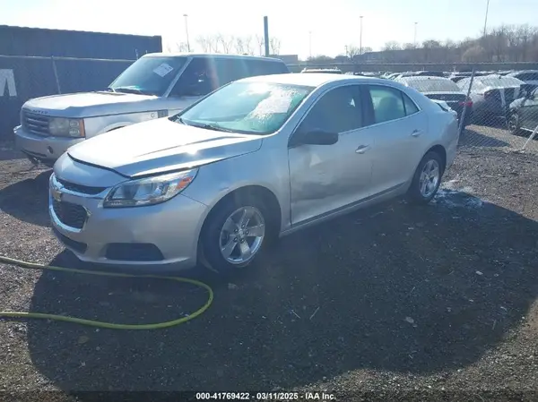 1G11B5SAXGF109776 2016 CHEVROLET MALIBU - Image 2