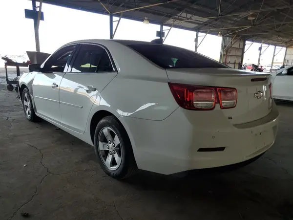 1G11B5SAXGF127081 2016 CHEVROLET MALIBU - Image 2