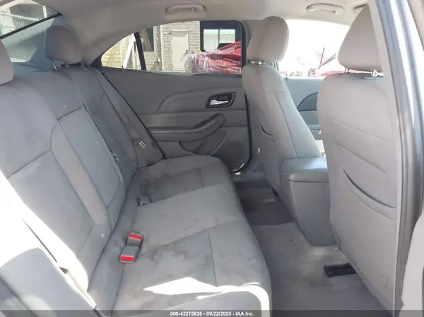 1G11B5SAXGF149596 2016 CHEVROLET MALIBU - Image 8