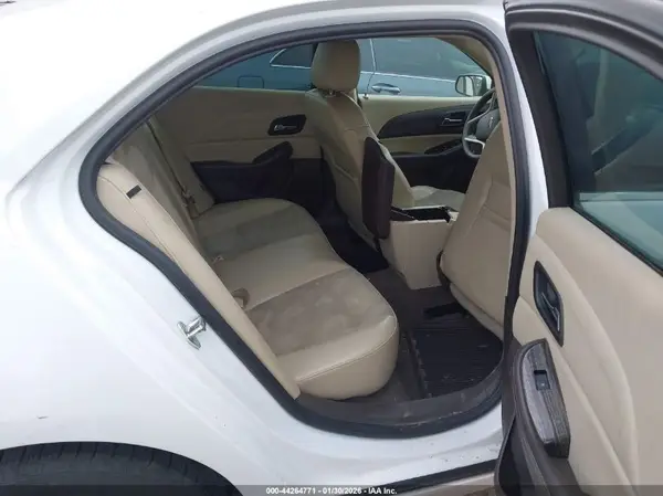 1G11C5SA0GF105250 2016 CHEVROLET MALIBU - Image 8