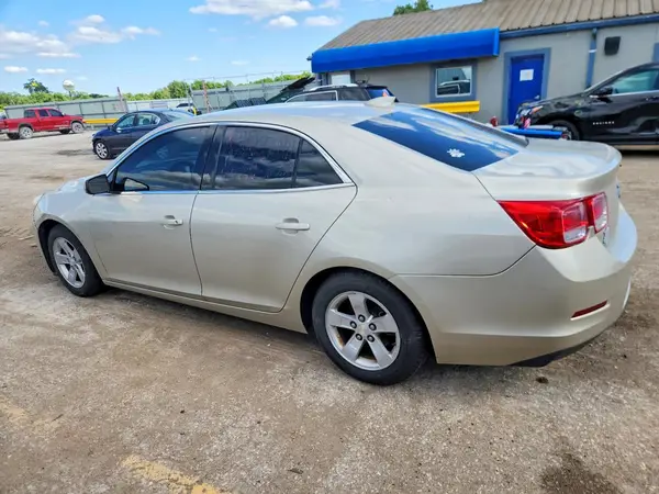 1G11C5SA0GF127717 2016 CHEVROLET MALIBU - Image 2