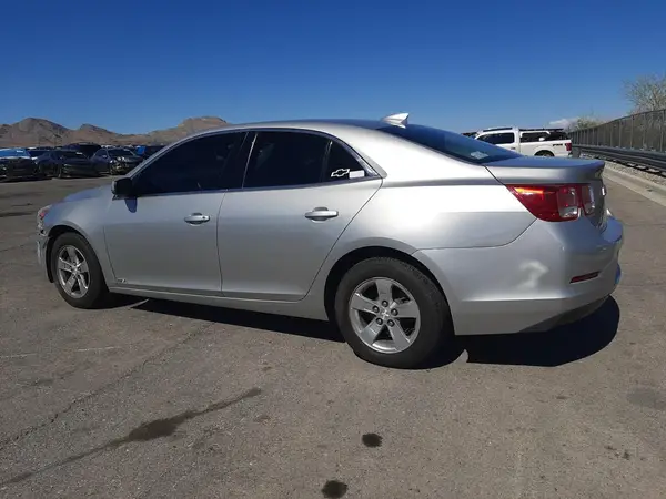 1G11C5SA0GF135039 2016 CHEVROLET MALIBU - Image 2