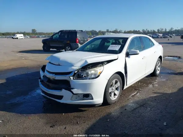 1G11C5SA0GF138040 2016 CHEVROLET MALIBU - Image 2