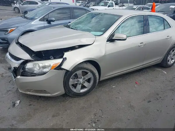 1G11C5SA1GF124700 2016 CHEVROLET MALIBU - Image 2
