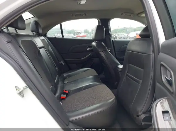 1G11C5SA2GF123832 2016 CHEVROLET MALIBU - Image 8
